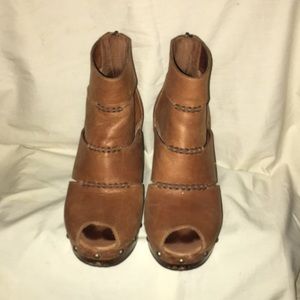 Peep toe Ugg boots size 7